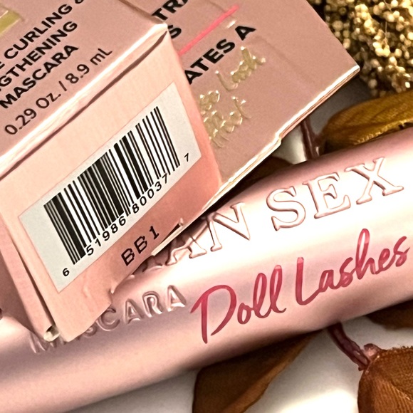 TOO FACED Better Than Sex DOLL LASHES Mascara - Picture 11 of 12